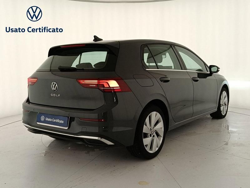 Usata VW Golf VIII Style 150 CV (110 kW) 2025 Grigio Berlina
