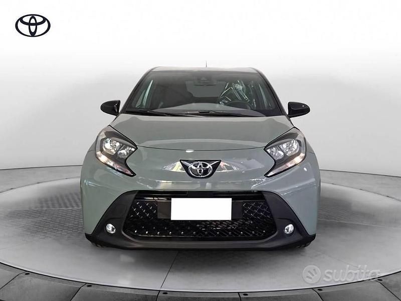 Usata Toyota Aygo X Trend 72 CV (52 kW) 2024 Verde SUV