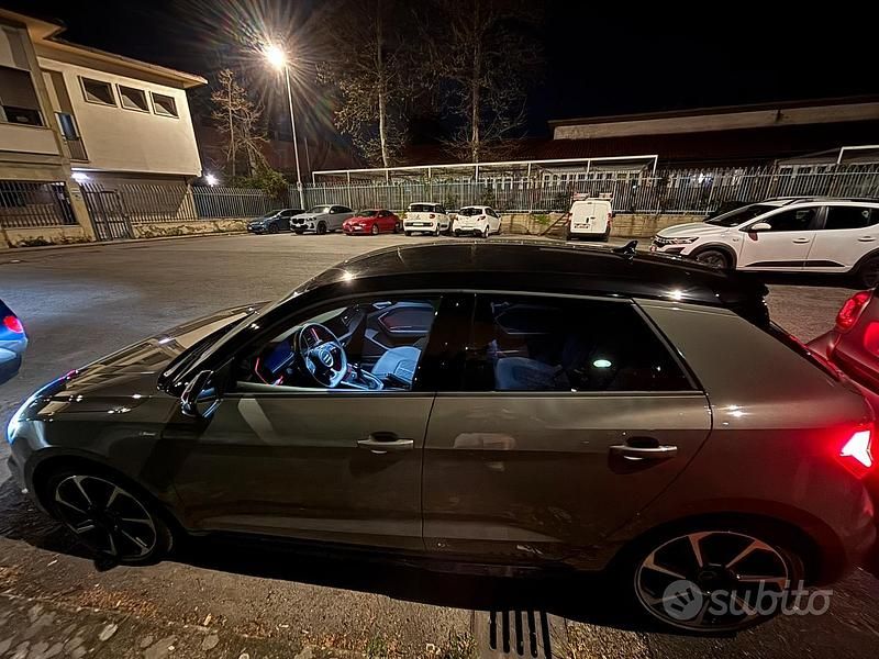 Usata Audi A1 Sportback Business 116 CV (85 kW) 2024 Grigio Utilitaria