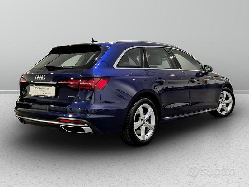 Usata Audi A4 Advanced 245 CV (180 kW) 2020 Blu Station wagon