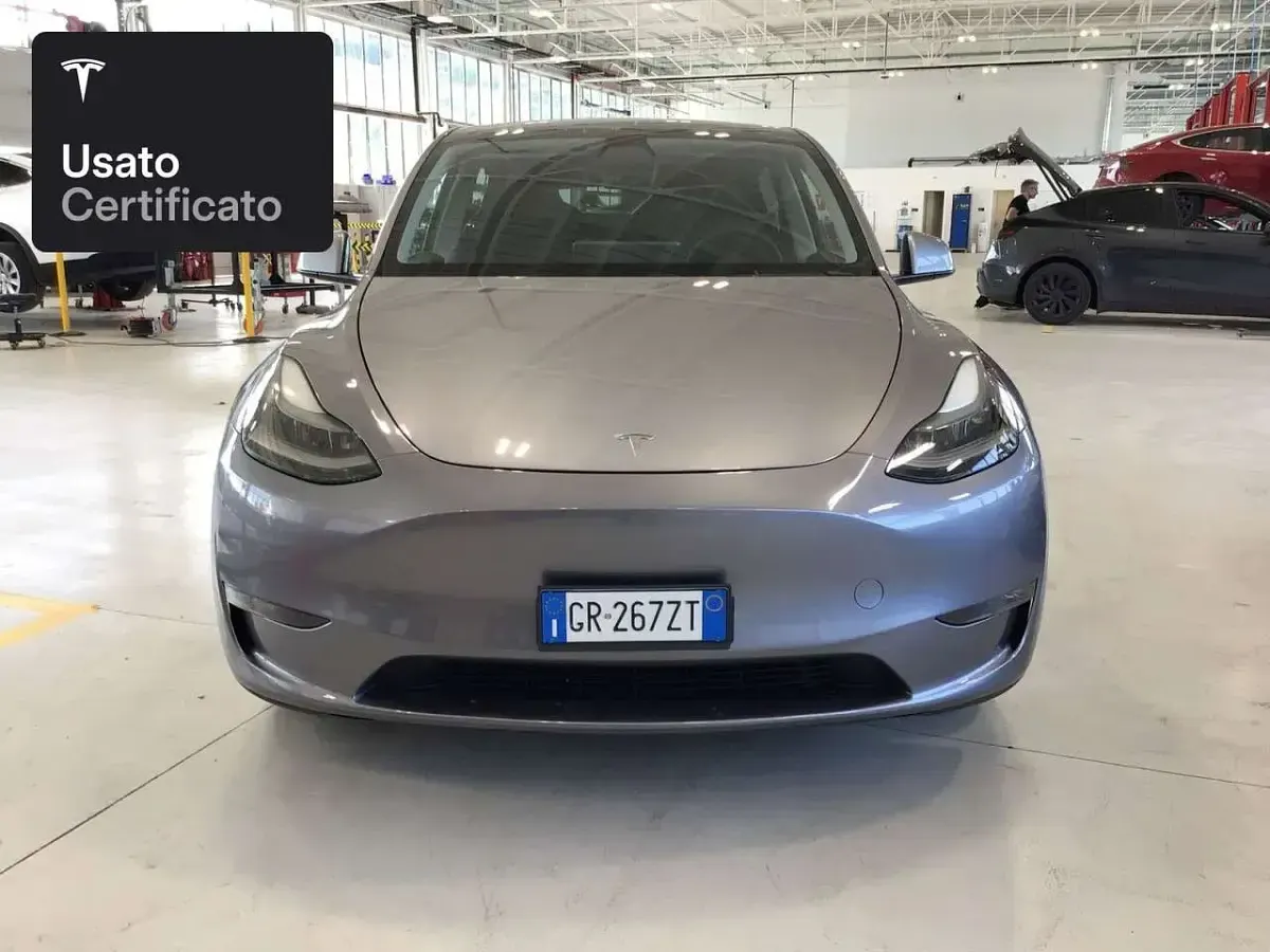 Usata Tesla Model Y Long Range AWD 258 kW (351 CV) 2023 Quicksilver SUV