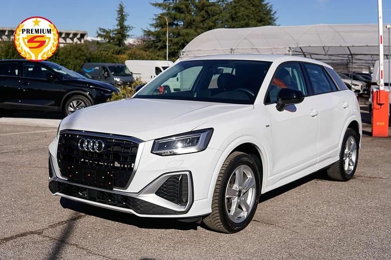 Usata Audi Q2 S-Line 110 CV (80 kW) 2023 Grigio SUV