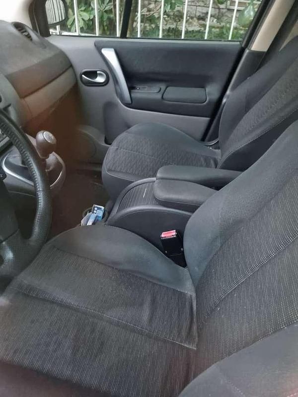 Usata Renault Grand Scénic II 111 CV (81 kW) 2009 Argento Monovolume