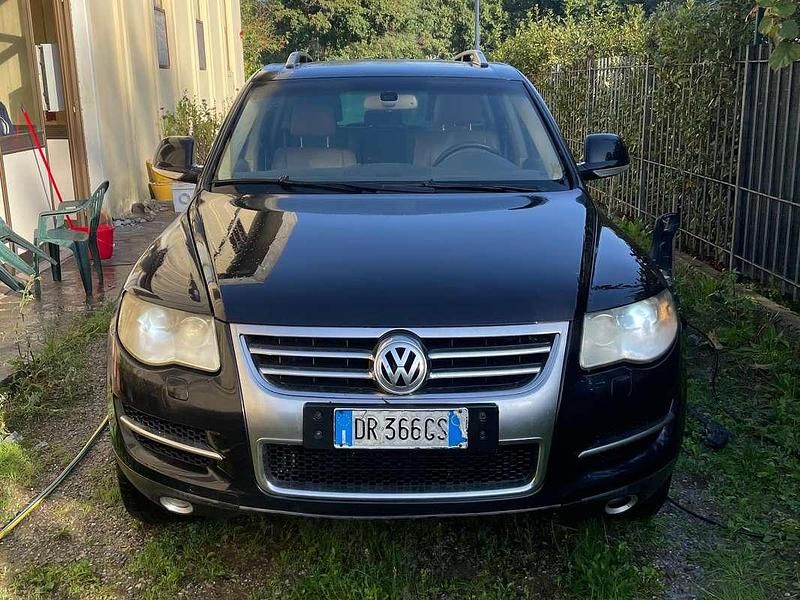 Nero Usata 2008 VW Touareg Executive SUV | 6000 € (Super prezzo) - Immagine 1/4