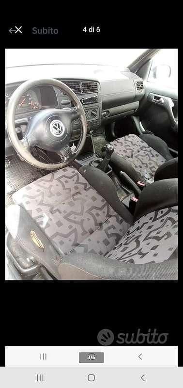 Usata VW Golf Cabriolet Conceptline 101 CV (74 kW) 1999 Blu/azzurro Cabrio