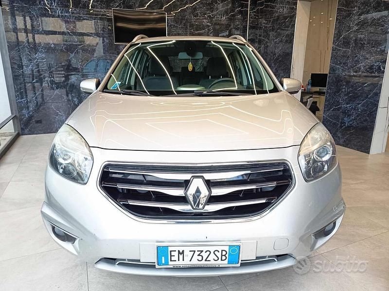 Usata Renault Koleos Dynamique 150 CV (110 kW) 2012 Grigio scuro SUV