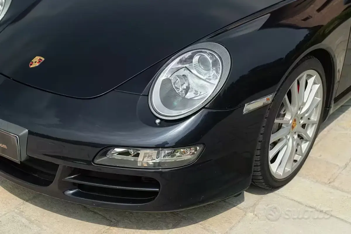 Usata Porsche 911 Carrera S 355 CV (261 kW) 2006 Bluazzurro Coupé