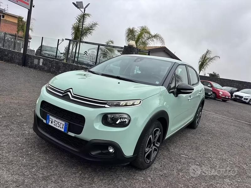 Usata Citroën C3 Shine 101 CV (74 kW) 2019 Blu Utilitaria