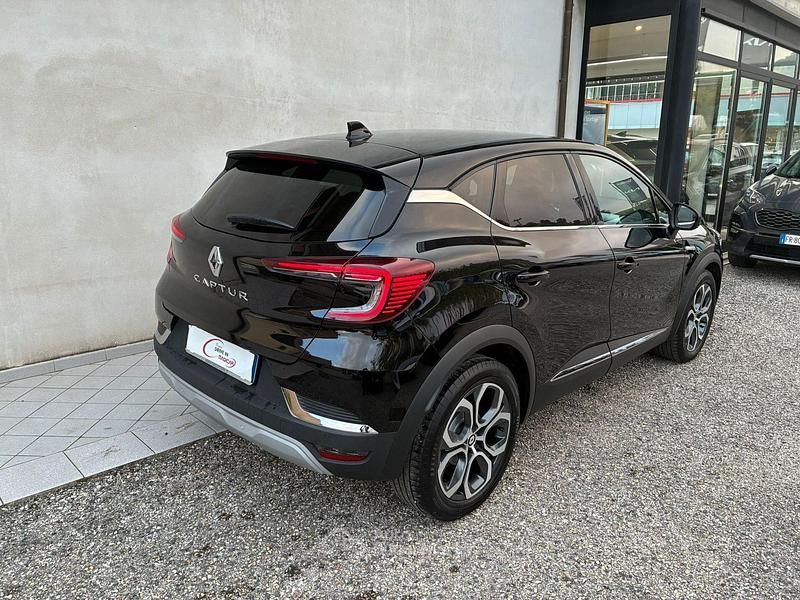 Usata Renault Captur Techno 91 CV (66 kW) 2024 Nero SUV