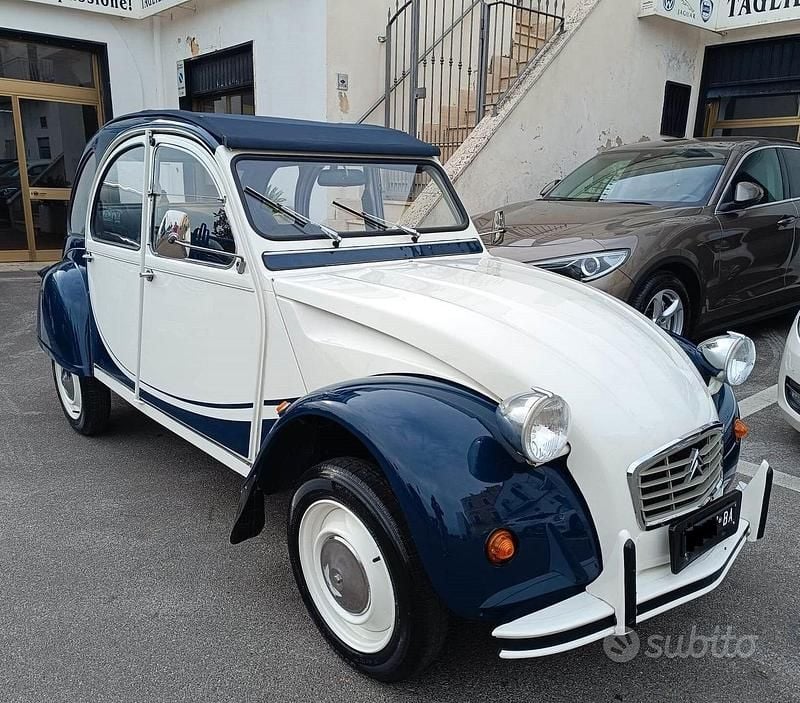 Bianco Usata 1984 Citroën 2CV Charleston Tre volumi | 9900 € - Immagine 1/4