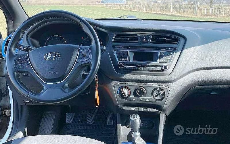 Usata Hyundai i20 2015 Bianco Utilitaria