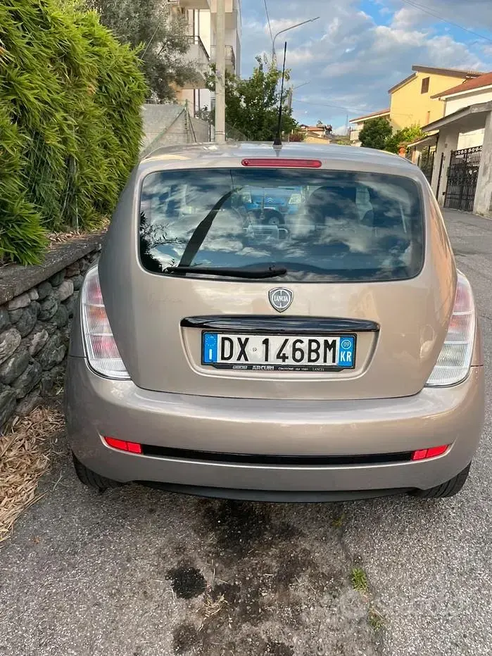 Usata Lancia Ypsilon 77 CV (56 kW) 2009 Giallo Utilitaria