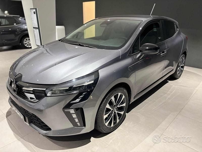 Nuova Mitsubishi Colt Invite 65 CV (47 kW) 2025 Grigio Berlina