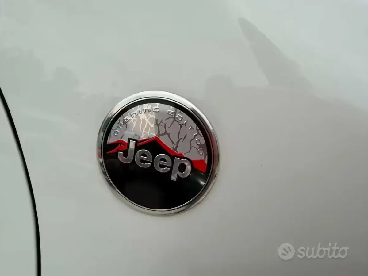 Usata Jeep Renegade Limited 140 CV (102 kW) 2015 Bianco SUV