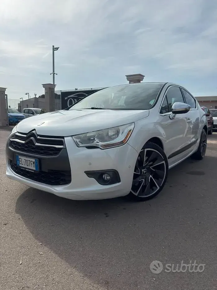 Usata DS Automobiles DS4 Sport Chic 163 CV (119 kW) 2012 Bianco Berlina