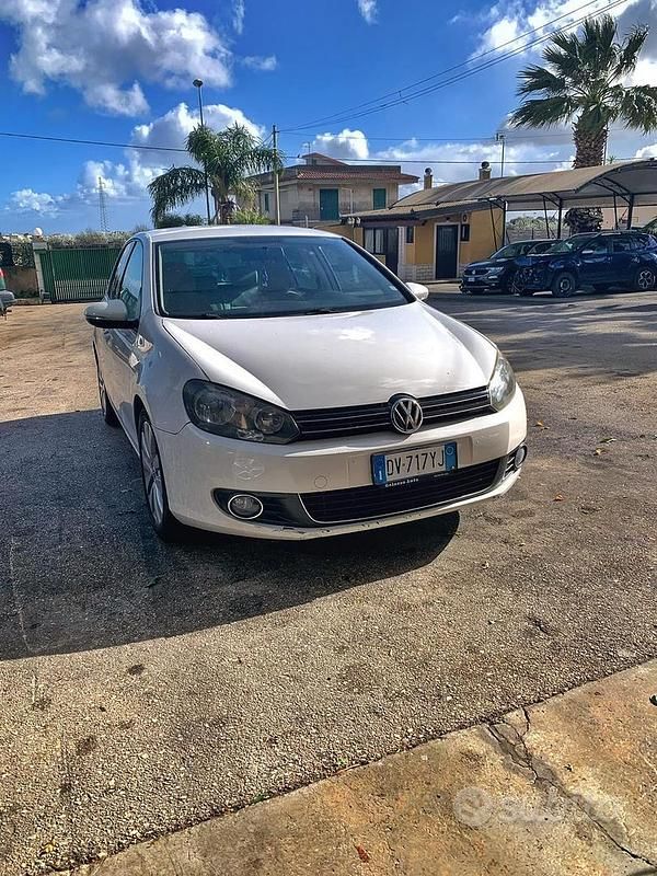 Usata VW Golf VI 110 CV (80 kW) 2009 Utilitaria
