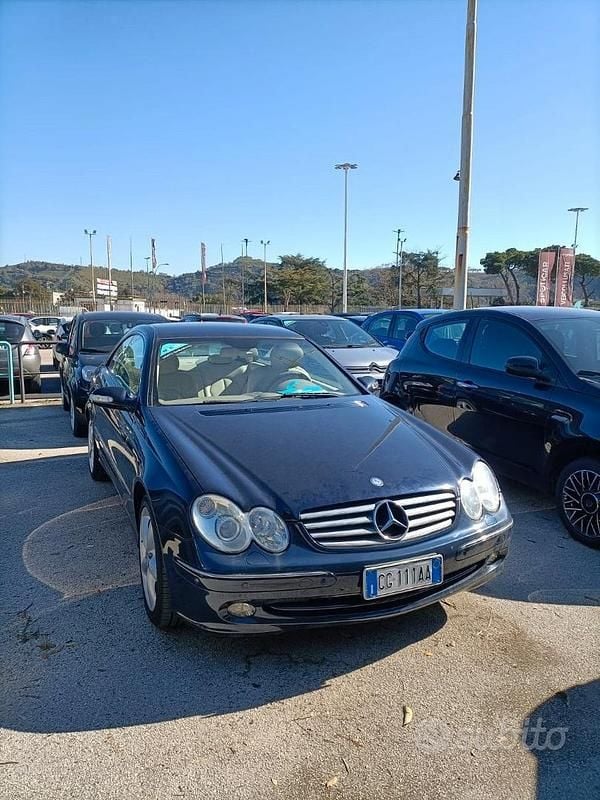 Usata Mercedes CLK320 218 CV (160 kW) 2003 Blu Coupé