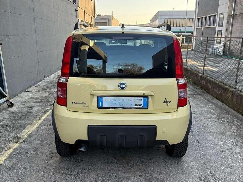 Usata Fiat Panda 4x4 Climbing 60 CV (44 kW) 2006 Giallo Utilitaria
