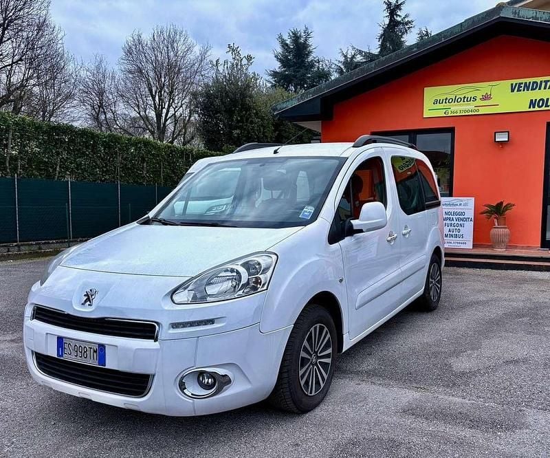 Usata Peugeot TePee Active 92 CV (67 kW) 2013 Bianco Station wagon