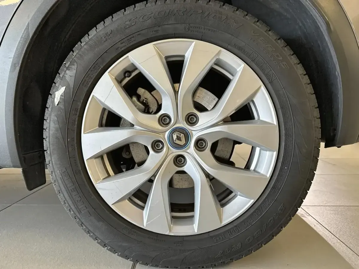 Usata Renault Captur 143 CV (105 kW) 2020 Grigio SUV