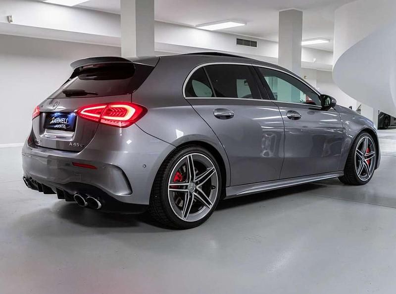 Usata Mercedes A45 AMG AMG 421 CV (309 kW) 2021 Grigio montagna Berlina