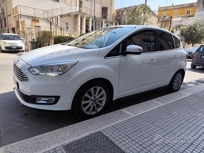 Usata Ford C-MAX Titanium 120 CV (88 kW) 2017 Bianco Monovolume