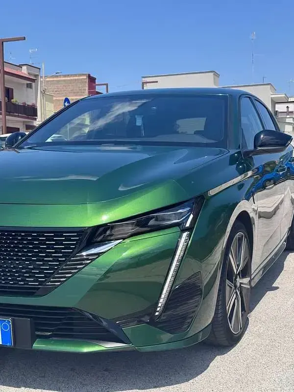 Usata Peugeot 308 GT 131 CV (96 kW) 2022 Verde Berlina