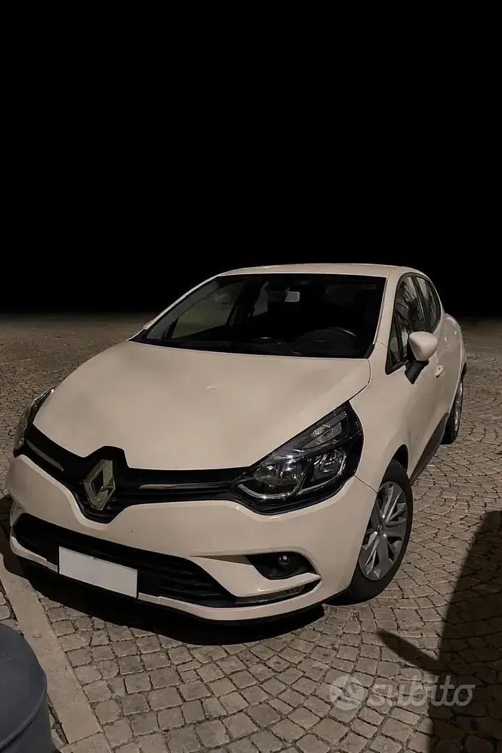 Usata Renault Clio 75 CV (55 kW) 2017 Utilitaria