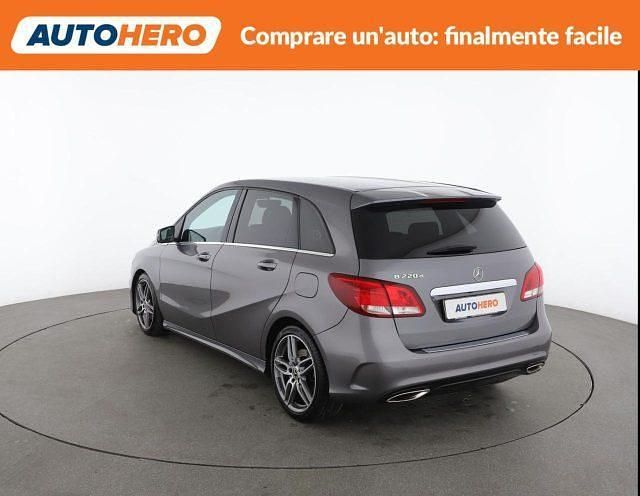 Usata Mercedes B220 Premium 169 CV (124 kW) 2018 Grigio Monovolume