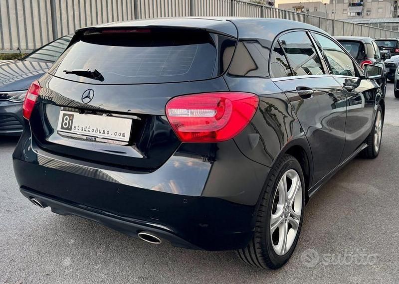 Usata Mercedes A180 109 CV (80 kW) 2014 Nero Berlina