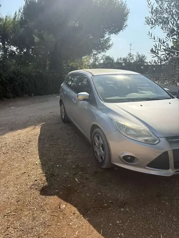 Usata Ford Focus 116 CV (85 kW) 2014 Station wagon