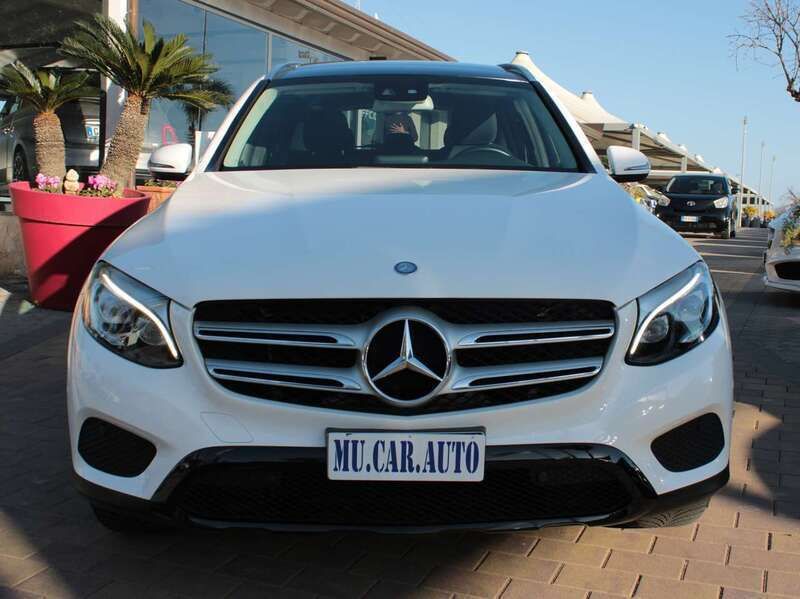 Usata Mercedes GLC250 Executive 204 CV (150 kW) 2016 Bianco SUV