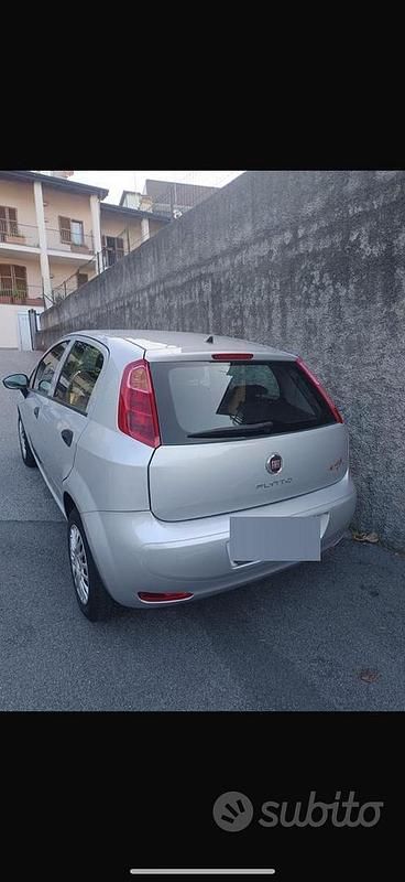 Usata Fiat Grande Punto 2015 Grigio Utilitaria