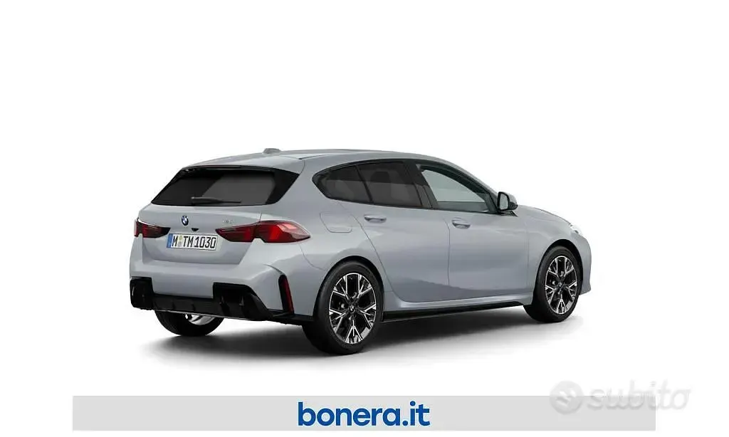 Nuova BMW 120 M Sport 163 CV (119 kW) 2026 Grigio Utilitaria
