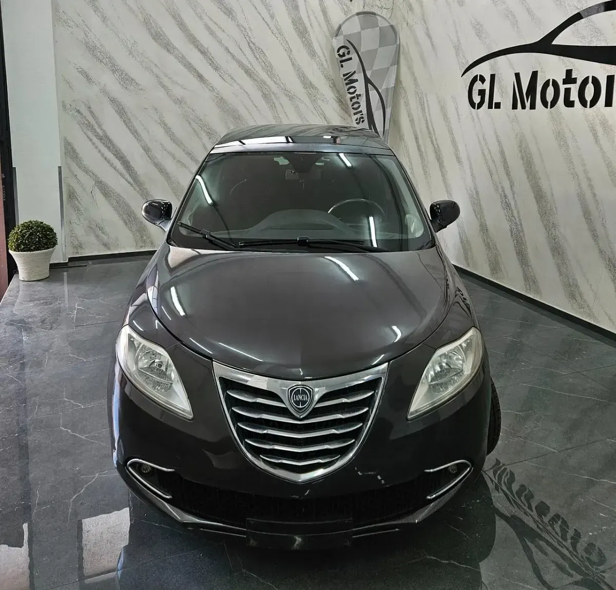 Usata Lancia Ypsilon Gold 95 CV (69 kW) 2012 Grigio Utilitaria