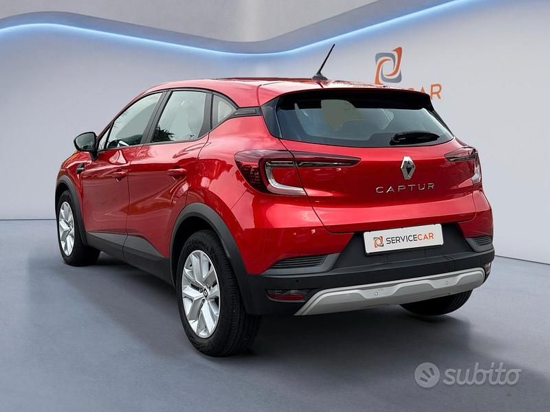Usata Renault Captur Zen 91 CV (66 kW) 2022 Rosso SUV