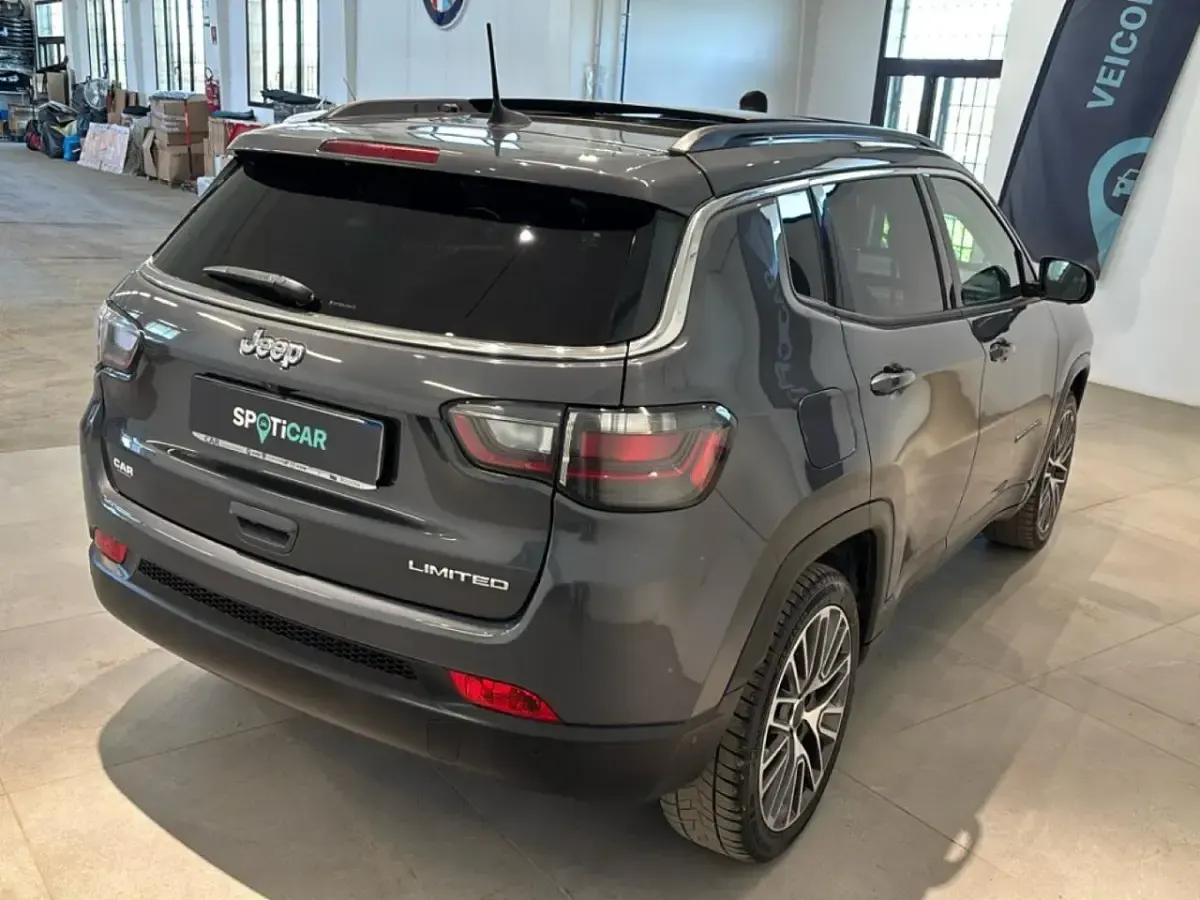 Usata Jeep Compass Limited 131 CV (96 kW) 2022 Grigio SUV