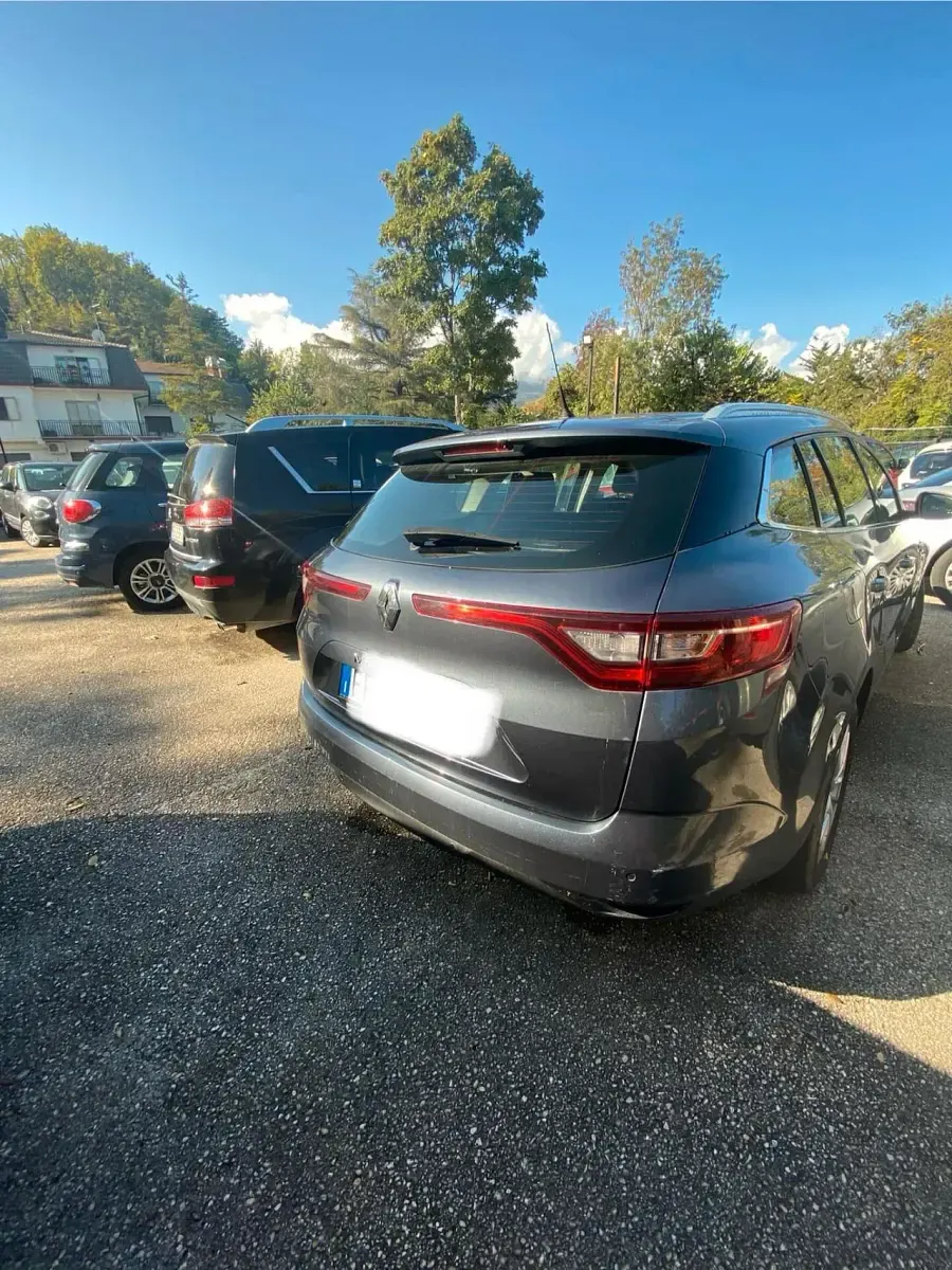 Usata Renault Mégane Intens 110 CV (80 kW) 2018 Grigio Berlina
