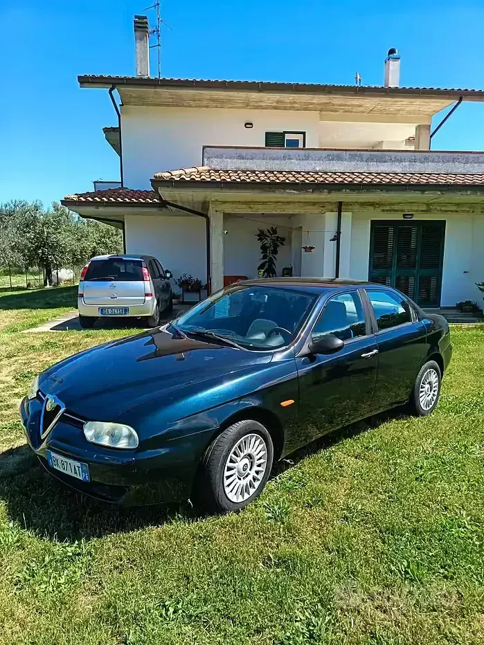 Usata Alfa Romeo 156 144 CV (105 kW) 2000 Nero Berlina