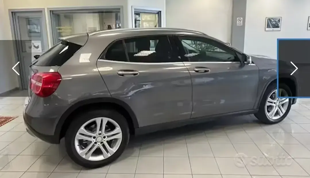 Usata Mercedes GLA200 Premium 136 CV (100 kW) 2016 Grigio SUV