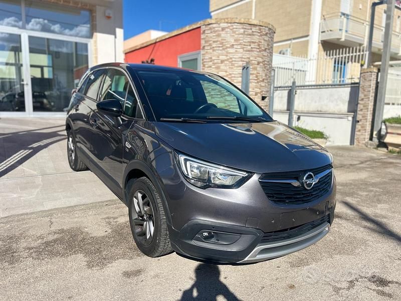 Usata Opel Crossland X Design Edition 102 CV (75 kW) 2019 Marrone SUV