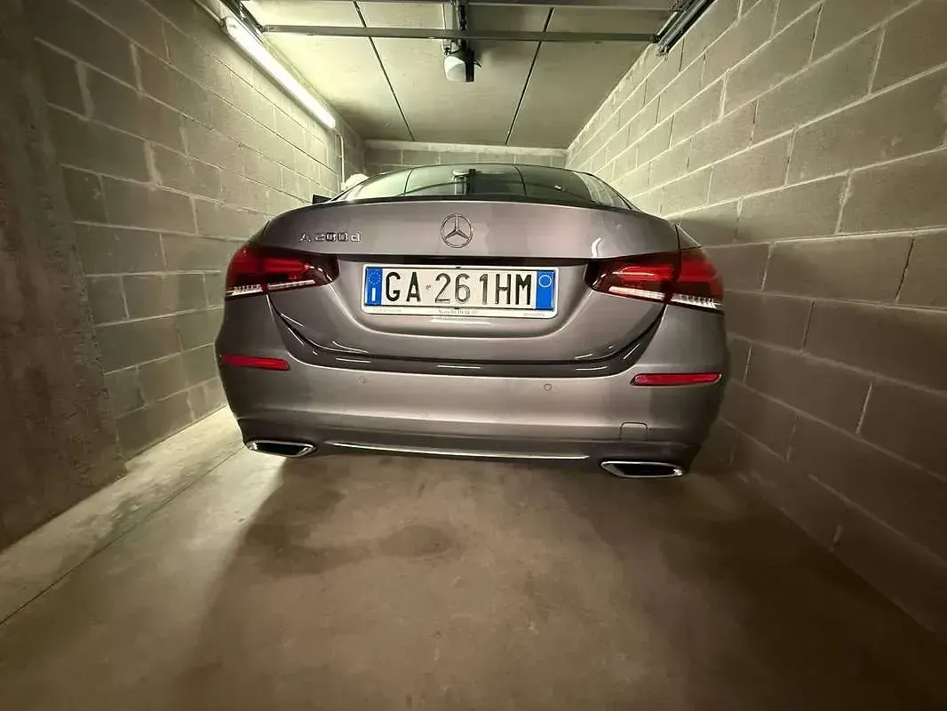 Usata Mercedes A200 150 CV (110 kW) 2020 Grigio Berlina