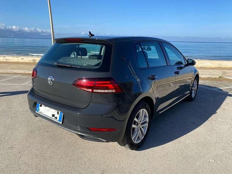 Usata VW Golf VII Business 116 CV (85 kW) 2018 Berlina