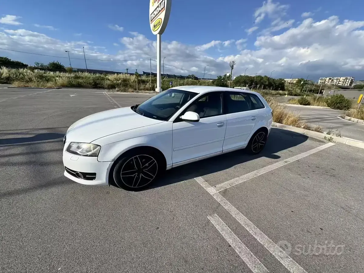 Usata Audi A3 102 CV (75 kW) 2015 Bianco Utilitaria