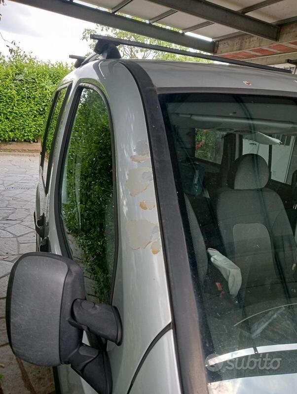 Usata Fiat Doblò 103 CV (75 kW) 2009 Monovolume