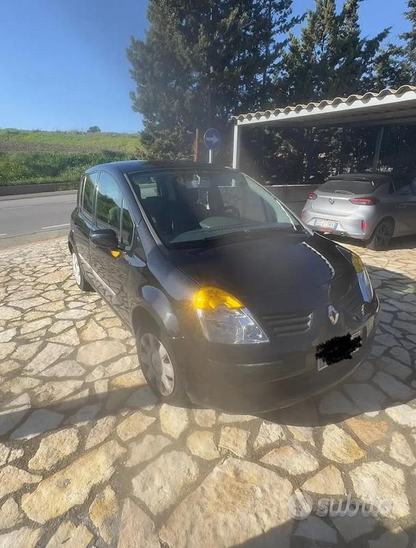 Usata Renault Modus 75 CV (55 kW) 2006 Monovolume