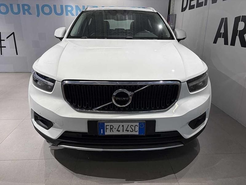 Usata Volvo XC40 Momentum 190 CV (139 kW) 2018 Bianco SUV