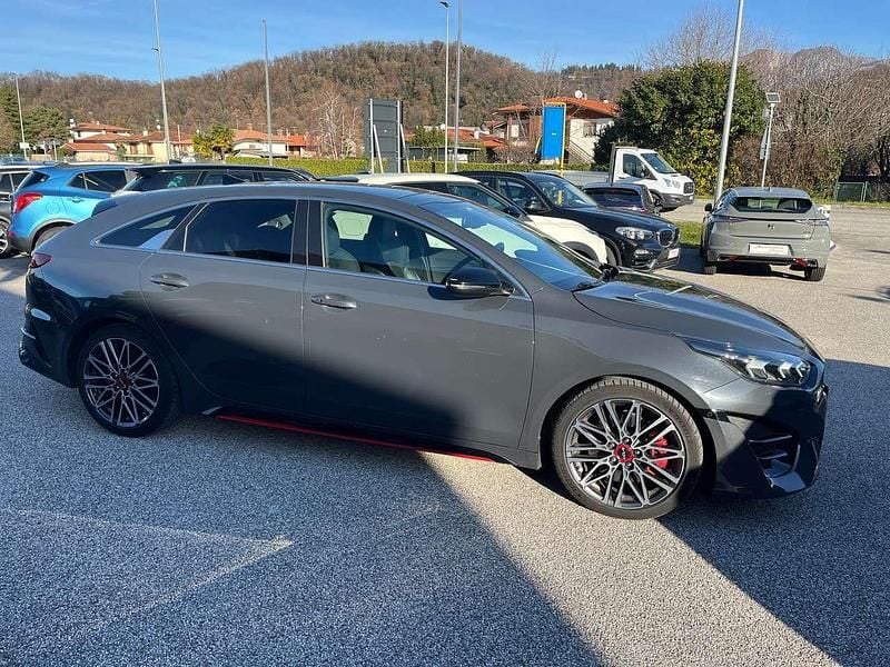 Usata Kia ProCeed GT-Line 204 CV (150 kW) 2022 Grigio Utilitaria