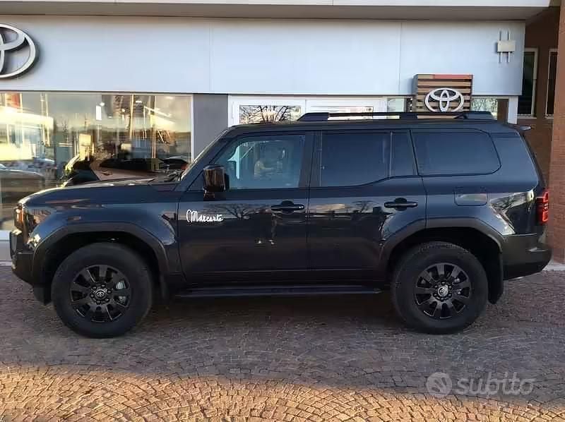 Usata Toyota Land Cruiser 205 CV (150 kW) 2024 Grigio SUV