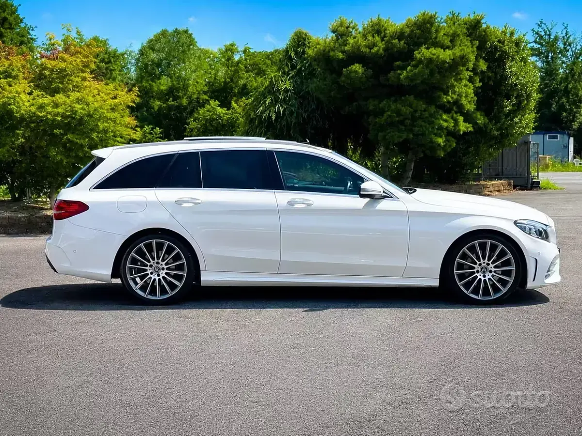 Usata Mercedes C220 Premium Plus 194 CV (142 kW) 2018 Bianco Station wagon